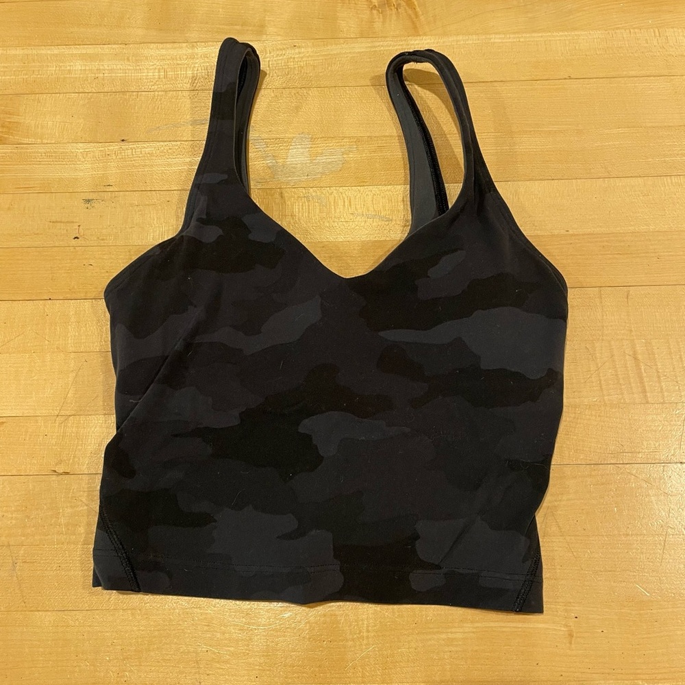 Black camo size 2 Lululemon Align tank